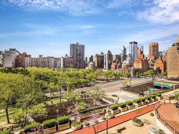 330 East 38th Street 7Q, New York NY 10016