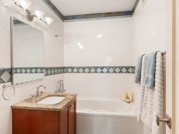 40 East 80th Street 3A, New York NY 10021
