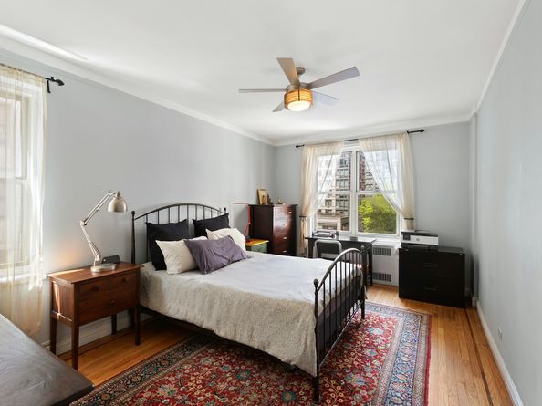 49 West 96th Street 4E, New York NY 10025