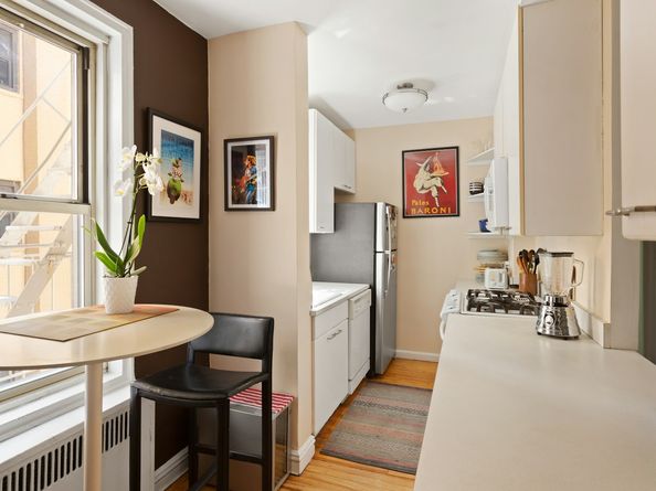 49 West 96th Street 4E, New York NY 10025
