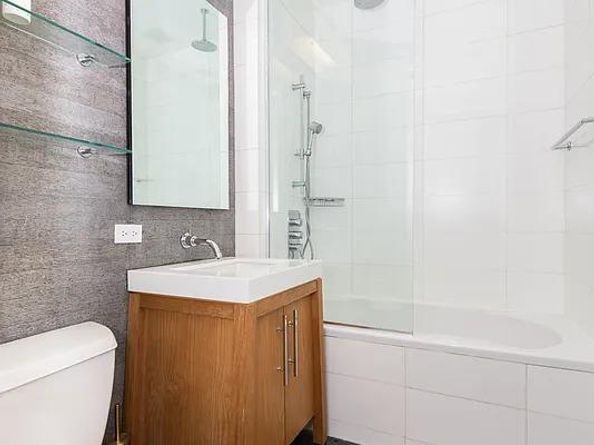 88 Greenwich Street 2303, New York NY 10006