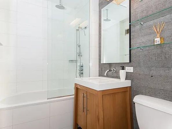 88 Greenwich Street 2303, New York NY 10006