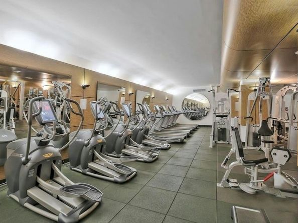 300 East 33rd Street 2L, New York NY 10016