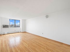 300 West 110th Street 16B, New York NY 10025
