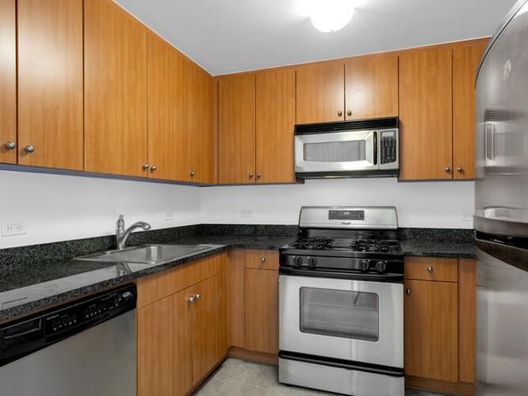 455 Main Street 16A, New York NY 10044