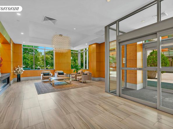 455 Main Street 16A, New York NY 10044