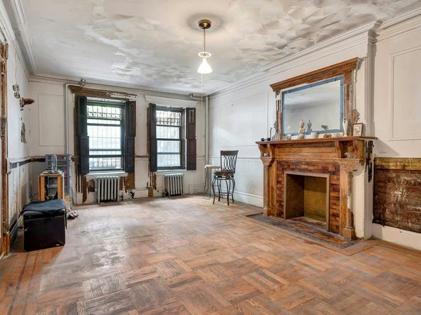 126 West 121st Street, New York NY 10027