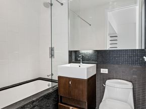 10-17 Jackson Avenue 3B, Queens NY 11101