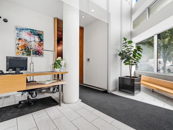 10-17 Jackson Avenue 3B, Queens NY 11101