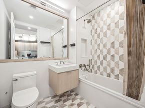 29-18 41st Avenue 10A, Queens NY 11101