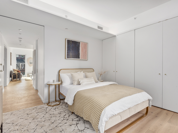 330 Grand Street 3A, New York NY 10002