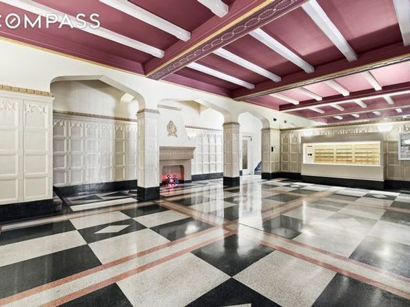 35-05 72nd Street 4E, Queens NY 11372