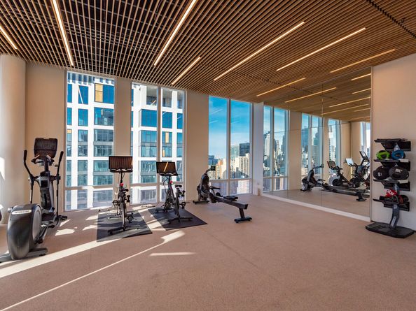 501 3rd Avenue 25E, New York NY 10016