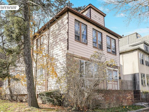 1692 52nd Street, Brooklyn NY 11204