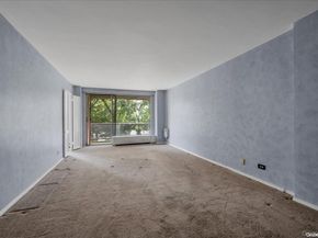 61-20 Grand Central Parkway C303, Queens NY 11375