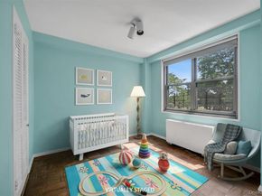 61-20 Grand Central Parkway C303, Queens NY 11375