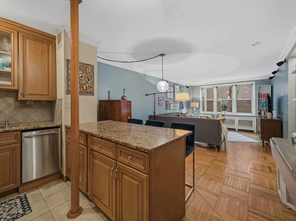 160 East 27th Street 4F, New York NY 10016