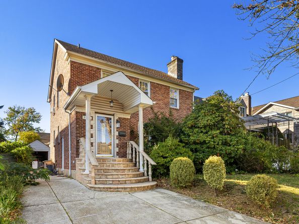 27-24 165th Street, Queens NY 11358