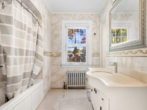 27-24 165th Street, Queens NY 11358