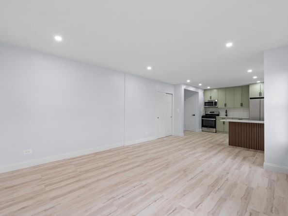 37-26 87th Street 6C, Queens NY 11372