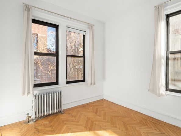 203 West 98th Street 5D, New York NY 10025