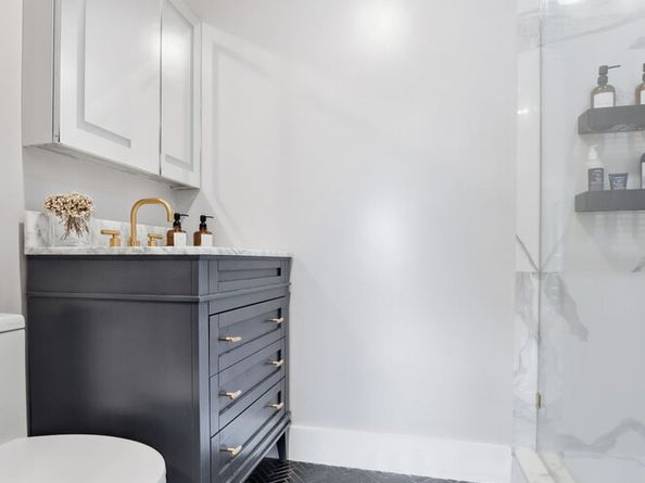 233 Ocean Parkway 7A, Brooklyn NY 11218