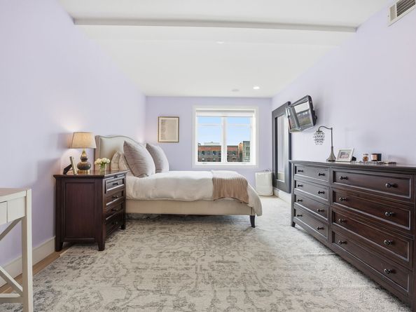 233 Ocean Parkway 7A, Brooklyn NY 11218