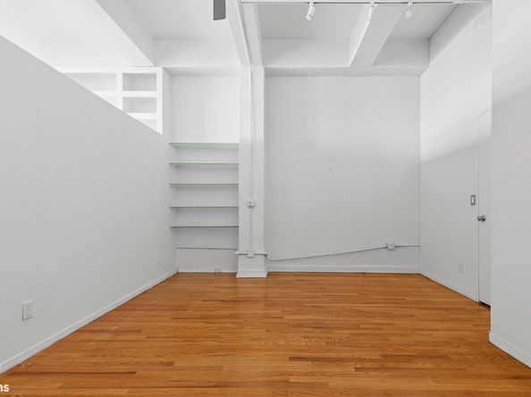 161 West 15th Street 6B, New York NY 10011