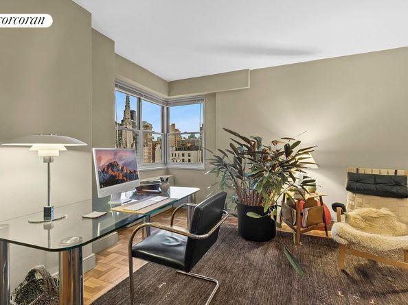 70 East 10th Street 15G, New York NY 10003