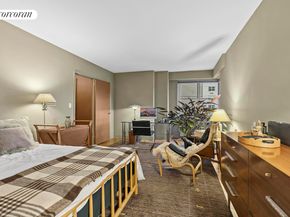 70 East 10th Street 15G, New York NY 10003