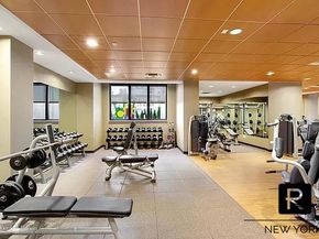 330 East 38th Street 12O, New York NY 10016