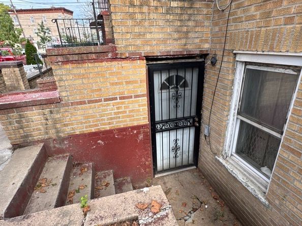 393 Montauk Avenue 393, Brooklyn NY 11208