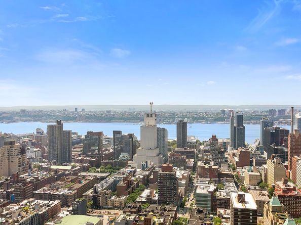 230 West 56th Street 57C, New York NY 10019