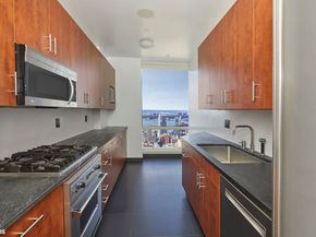 230 West 56th Street 57C, New York NY 10019