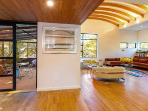 712 Ladd Road, Bronx NY 10471