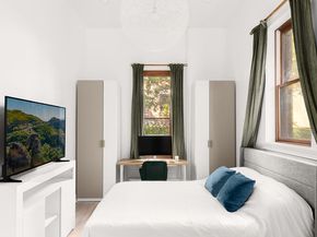 133 West 75th Street PARLOUR, New York NY 10023