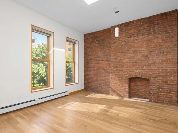 311 West 112th Street, New York NY 10026