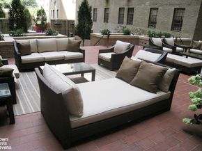 25 Central Park W 6XW, New York NY 10023