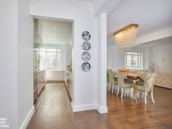 25 Central Park W 6XW, New York NY 10023