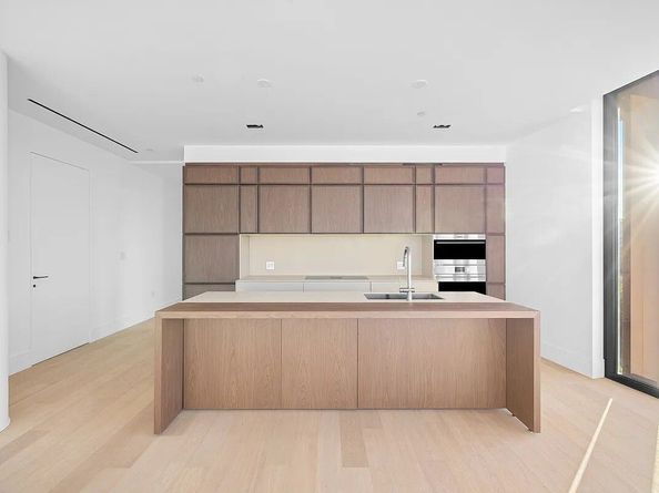 28 Herbert Street 4B, Brooklyn NY 11222