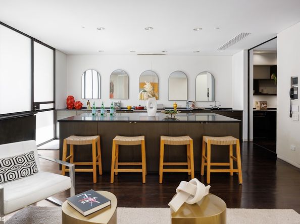 42 Downing Street, New York NY 10014