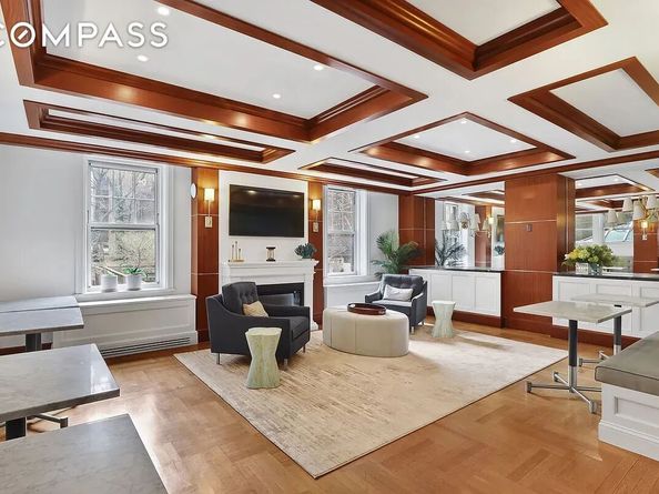 27 West 72nd Street 1403, New York NY 10023