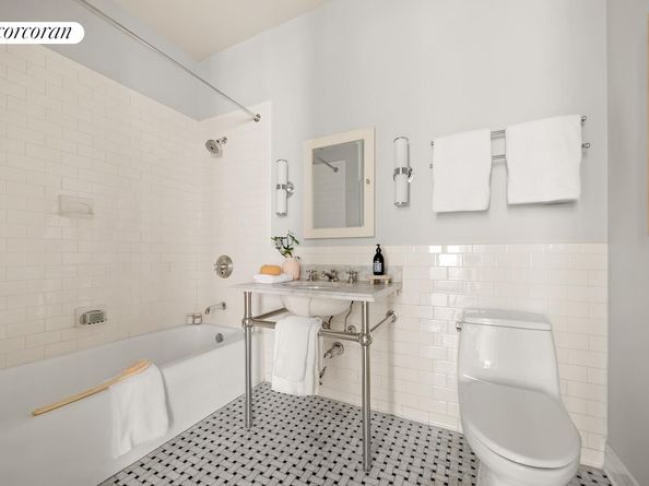 30 Main Street 3B, Brooklyn NY 11201