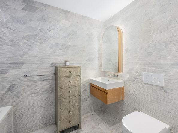 229 9th Street 206, Brooklyn NY 11215