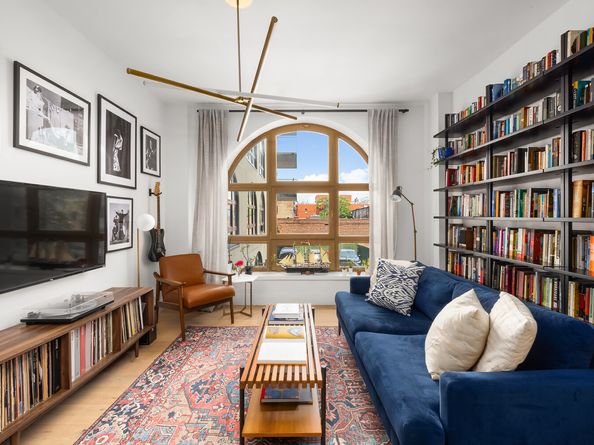 229 9th Street 206, Brooklyn NY 11215