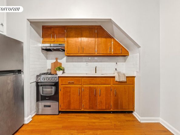 39-11 50th Street, Queens NY 11377