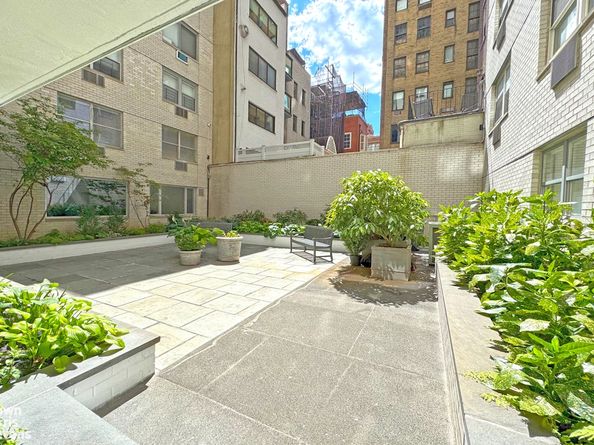 35 Sutton Place 14F, New York NY 10022
