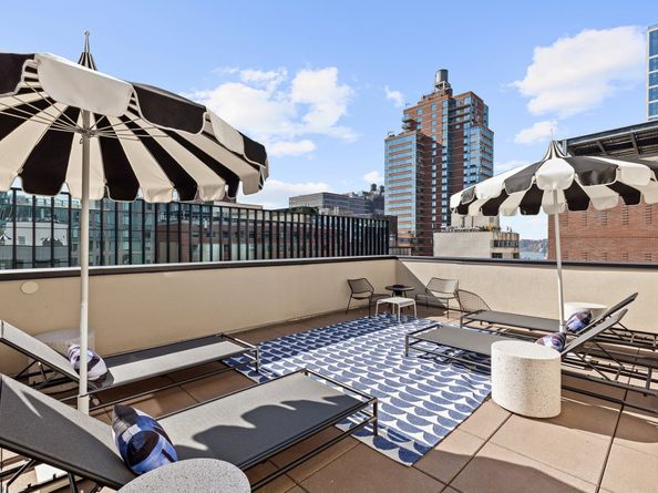 517 West 29th Street 6E, New York NY 10001