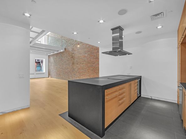74 Warren Street PH5W, New York NY 10007