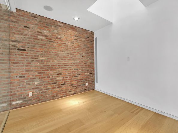 74 Warren Street PH5W, New York NY 10007